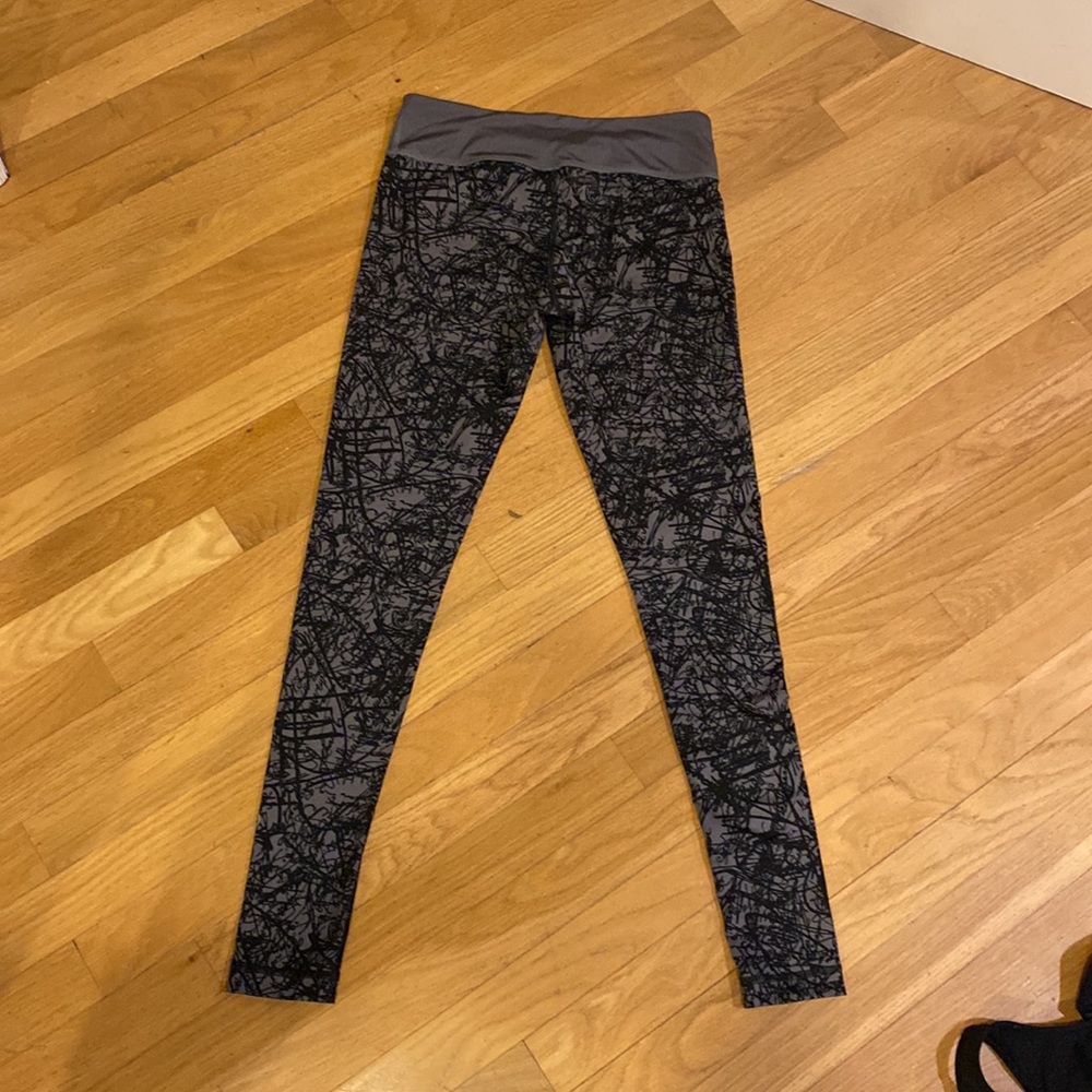 Zumba Fitness leggings: Sm - Picture 4 of 4